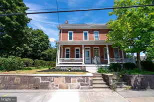 131 Jefferson St, East Greenville, PA 18041 - Photo 6