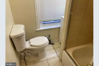 247 E Oak Street, Norristown, PA 19401 - Photo 16
