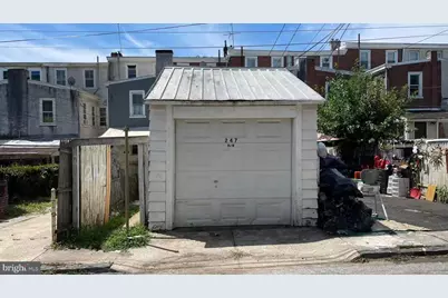 247 E Oak Street, Norristown, PA 19401 - Photo 18
