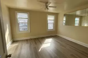 247 E Oak St, Norristown, PA 19401 - Photo 14