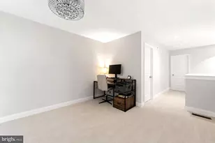 2002 Julia Dr, Conshohocken, PA 19428 - Photo 22