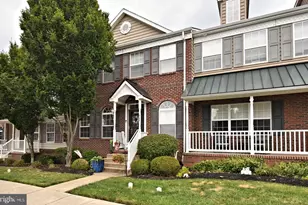 2152 Danville Dr, Pennsburg, PA 18073 - Photo 2