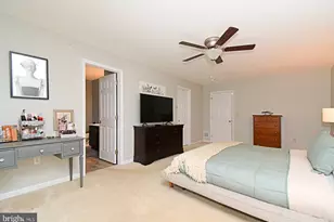 2152 Danville Dr, Pennsburg, PA 18073 - Photo 32