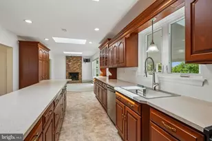 736 Old Skippack Rd, Harleysville, PA 19438 - Photo 8