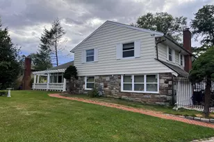 1868 Pine Rd, Huntingdon Valley, PA 19006 - Photo 2