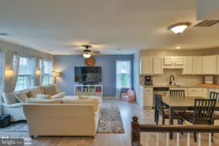 3059 Goshen Dr, Pennsburg, PA 18073 - Photo 6