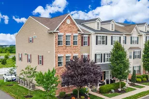 3059 Goshen Dr, Pennsburg, PA 18073 - Photo 2