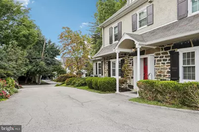 519 S Narberth Avenue, Merion Station, PA 19066 - Photo 2