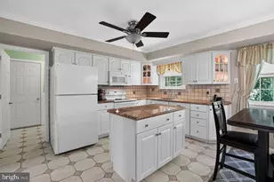 110 Blue Teel Cir, Audubon, PA 19403 - Photo 18