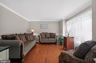 110 Blue Teel Cir, Audubon, PA 19403 - Photo 14