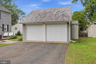 200 W Moreland Ave, Hatboro, PA 19040 - Photo 36