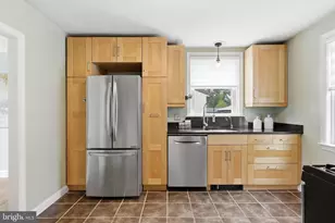 200 W Moreland Ave, Hatboro, PA 19040 - Photo 6