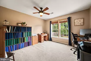 229 Creekside Dr, Pottstown, PA 19464 - Photo 20