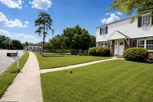 256 W Beidler Rd, King of Prussia, PA 19406 - Photo 2