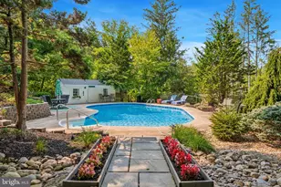 2053 Perkiomenville Rd, Green Lane, PA 18054 - Photo 38