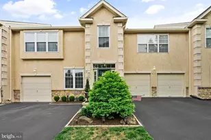 115 Hampton Green Dr, North Wales, PA 19454 - Photo 1