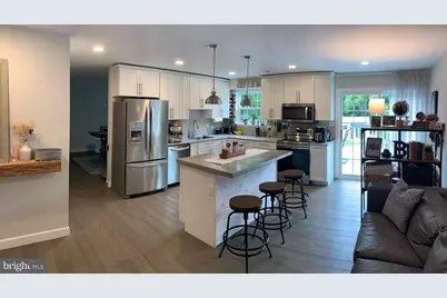 329 Clemens Road, Harleysville, PA 19438 - Photo 2