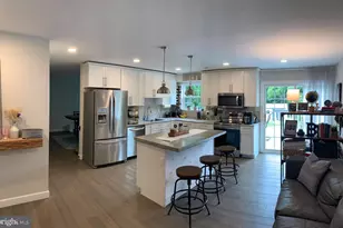 329 Clemens Rd, Harleysville, PA 19438 - Photo 2