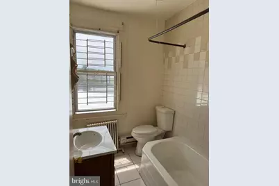 1016 W Main Street, Norristown, PA 19401 - Photo 6