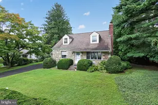 568 Hillcrest Ave, Glenside, PA 19038 - Photo 2