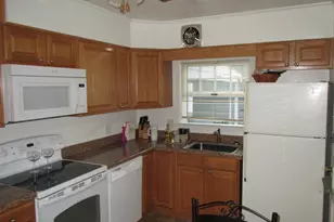 955 Terrace Ln, Pottstown, PA 19464 - Photo 2
