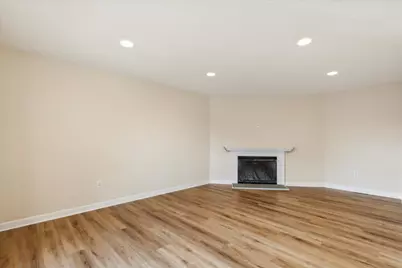1112 Whitpain Hls Hills, Blue Bell, PA 19422 - Photo 2