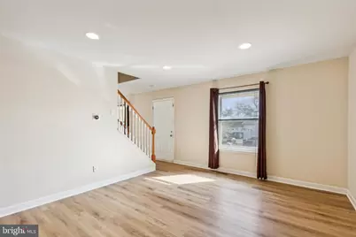 1112 Whitpain Hls Hills, Blue Bell, PA 19422 - Photo 4