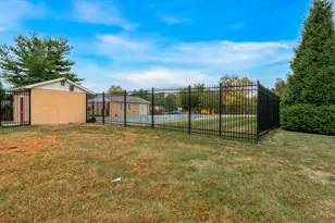 1112 Whitpain Hls Hills, Blue Bell, PA 19422 - Photo 16