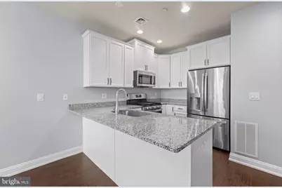 367 W 7th Avenue, Conshohocken, PA 19428 - Photo 12