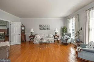 117 Mallard Dr W, North Wales, PA 19454 - Photo 4