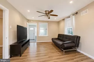 319 Berks St, Stowe, PA 19464 - Photo 6