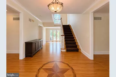 1443 Lanes End, Villanova, PA 19085 - Photo 2