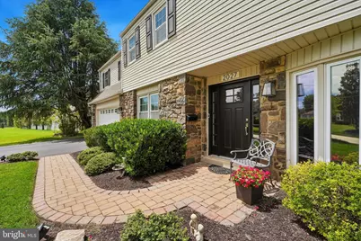 2027 Wisteria Lane, Lafayette Hill, PA 19444 - Photo 2