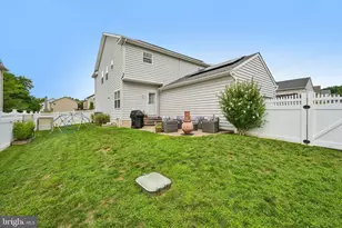 2041 Sunnyvale Dr, Pennsburg, PA 18073 - Photo 34