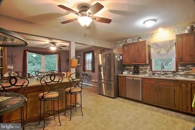 1274 Doris Drive, Pottstown, PA 19464 - Photo 2