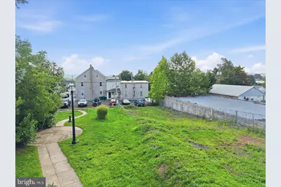 369 Main Street, Pennsburg, PA 18073 - Photo 8