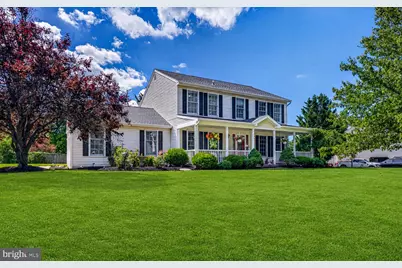 114 Laura Lane, Royersford, PA 19468 - Photo 2