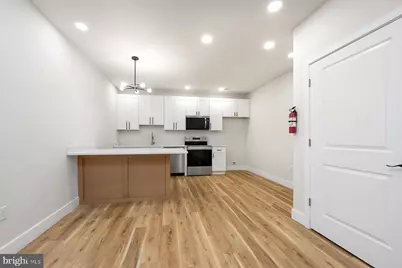 151 N York Street #B, Pottstown, PA 19464 - Photo 2