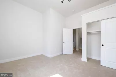 151 N York Street #C, Pottstown, PA 19464 - Photo 6