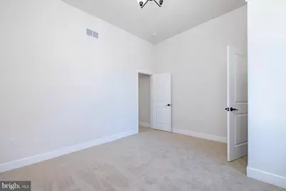 151 N York Street #C, Pottstown, PA 19464 - Photo 12