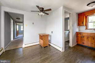 224 Henry St, Pottstown, PA 19464 - Photo 4
