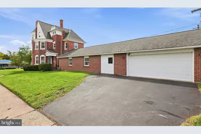 300 S Broad Street, Lansdale, PA 19446 - Photo 4