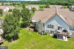 1032 Burgundy Cir, Pennsburg, PA 18073 - Photo 36