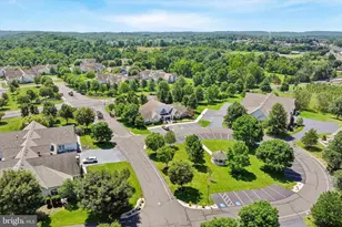 1032 Burgundy Cir, Pennsburg, PA 18073 - Photo 40