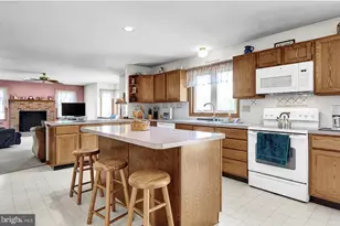 109 Samantha Ln, Lansdale, PA 19446 - Photo 16