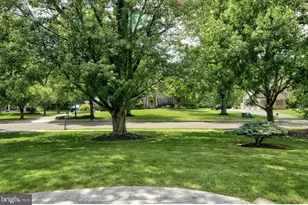 109 Samantha Ln, Lansdale, PA 19446 - Photo 10