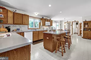 109 Samantha Ln, Lansdale, PA 19446 - Photo 12