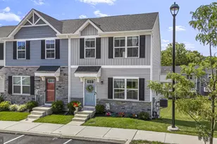 121 Nelson Ln, Pottstown, PA 19464 - Photo 2