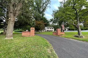 1305 Twining Rd, Dresher, PA 19025 - Photo 2