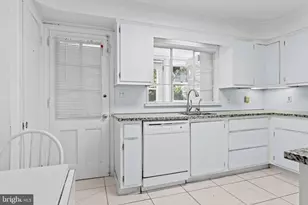 211 Fairview Rd, Penn Valley, PA 19072 - Photo 6